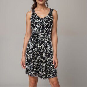 Jones Wear Black with White Swirls Casual or Evening Sleeveless Dress